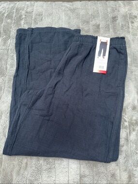 Women’s black Coldwater Creek Lightweight Gauze Pull-On Pants